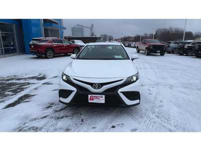 2021 Toyota Camry, $17495. Photo 3