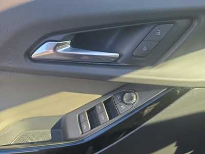 2025 Chevrolet Equinox, $35525. Photo 10