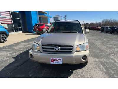 2004 Toyota Highlander, $4450. Photo 3