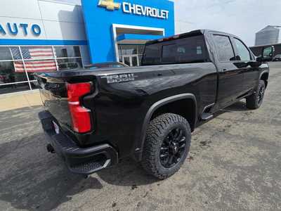2025 Chevrolet 3500 Crew Cab, $77885. Photo 3