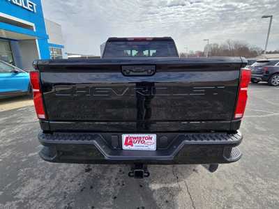 2025 Chevrolet 3500 Crew Cab, $77885. Photo 4