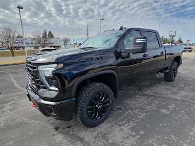 2025 Chevrolet 3500 Crew Cab, $77885. Photo 7