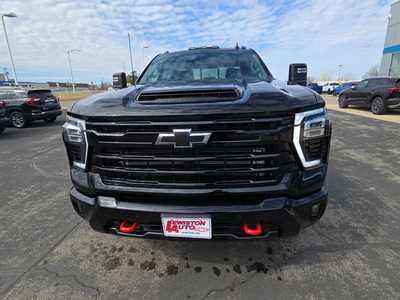 2025 Chevrolet 3500 Crew Cab, $77885. Photo 8