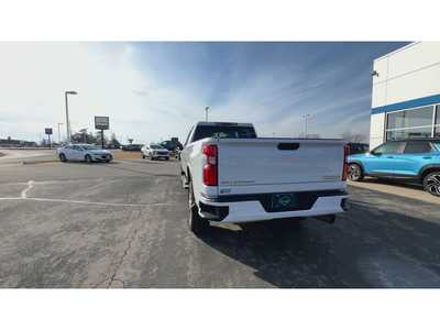 2022 Chevrolet 3500 Crew Cab, $49995. Photo 7