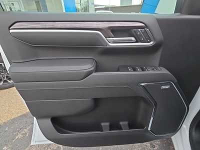 2025 Chevrolet 1500 Crew Cab, $59785. Photo 9