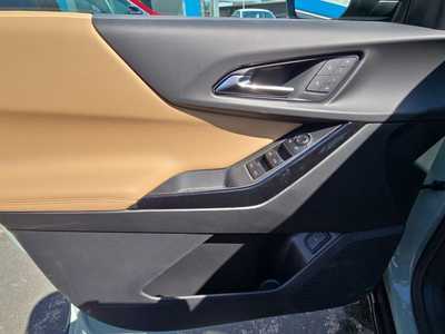 2025 Chevrolet Equinox, $39075. Photo 9