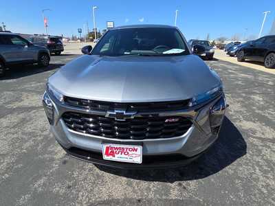 2025 Chevrolet Trax, $24190. Photo 8