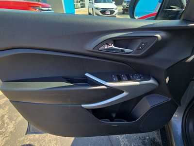 2025 Chevrolet Trax, $24190. Photo 9