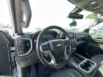 2020 Chevrolet 1500 Crew Cab, $31995. Photo 10