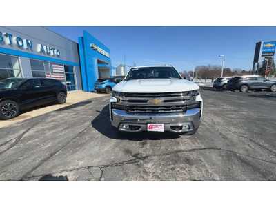 2020 Chevrolet 1500 Crew Cab, $31995. Photo 3