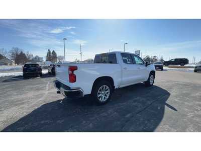 2020 Chevrolet 1500 Crew Cab, $31995. Photo 8