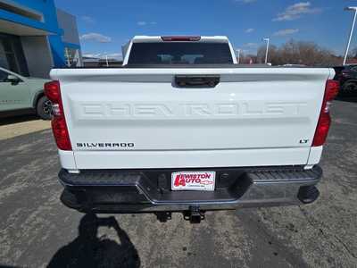 2025 Chevrolet 1500, $50360. Photo 4