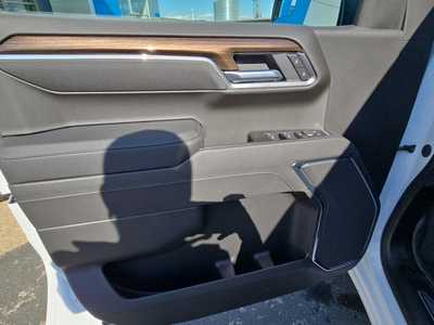 2025 Chevrolet 1500, $50360. Photo 9