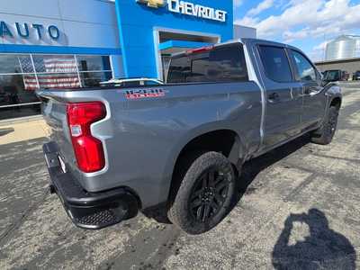 2025 Chevrolet 1500 Crew Cab, $60955. Photo 3