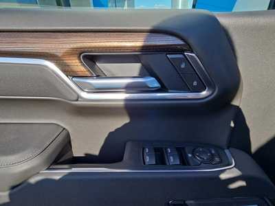 2025 Chevrolet 1500 Crew Cab, $60955. Photo 10