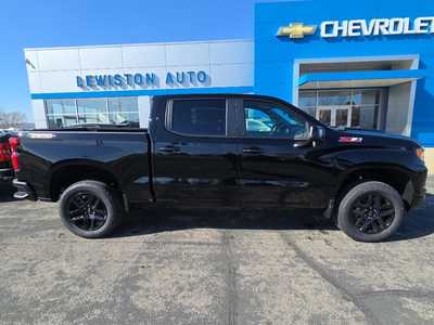 2025 Chevrolet 1500 Crew Cab, $60955. Photo 2