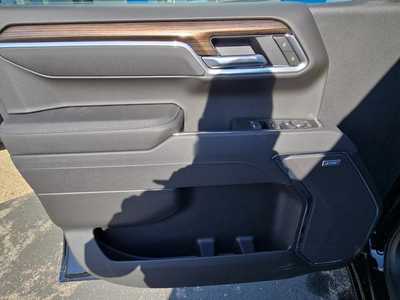 2025 Chevrolet 1500 Crew Cab, $60955. Photo 9