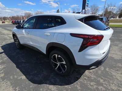 2025 Chevrolet Trax, $24190. Photo 5