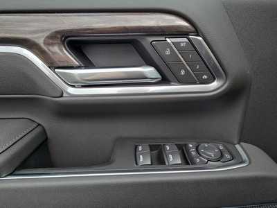 2025 Chevrolet 3500 Crew Cab, $77340. Photo 10