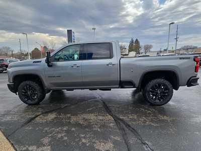2025 Chevrolet 3500 Crew Cab, $77340. Photo 6