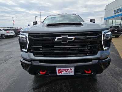 2025 Chevrolet 3500 Crew Cab, $77340. Photo 8