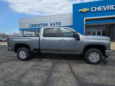 2025 Chevrolet 3500 Crew Cab, $61380. Photo 2