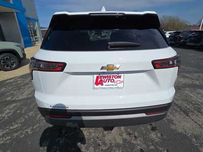 2025 Chevrolet Equinox, $31345. Photo 4