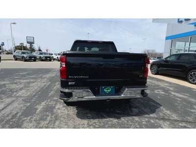 2023 Chevrolet 1500 Crew Cab, $38995. Photo 7