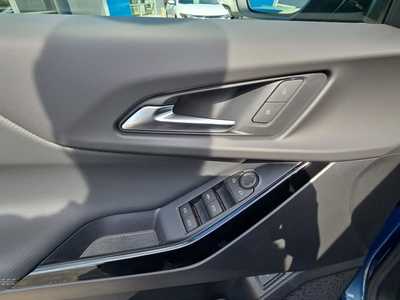 2025 Chevrolet Equinox, $33345. Photo 10