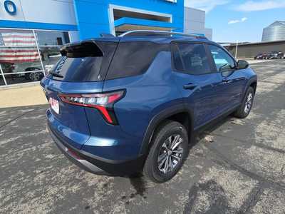 2025 Chevrolet Equinox, $33345. Photo 3