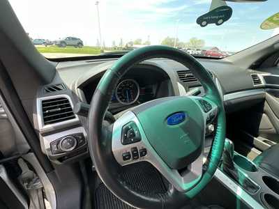2013 Ford Explorer, $11995. Photo 10