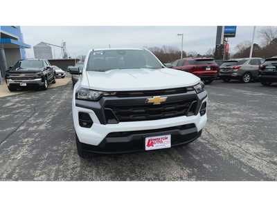 2023 Chevrolet Colorado Crew Cab, $35995. Photo 3