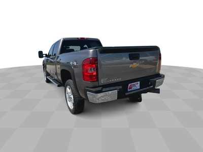 2013 Chevrolet 1500 Crew Cab, $21995. Photo 2