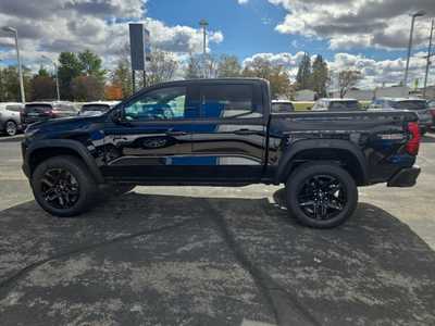 2024 Chevrolet Colorado Crew Cab, $40390. Photo 6