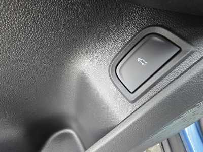 2025 Chevrolet Equinox, $33345. Photo 11