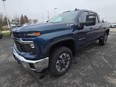 2025 Chevrolet 3500 Crew Cab, $62790. Photo 7