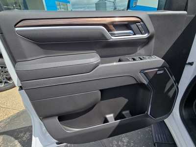 2025 Chevrolet 1500 Crew Cab, $59560. Photo 9