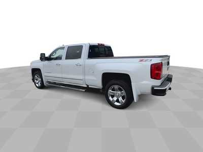 2017 Chevrolet 1500 Crew Cab, $28995. Photo 6