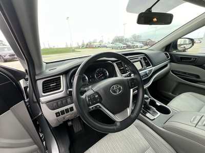 2015 Toyota Highlander, $12995. Photo 10