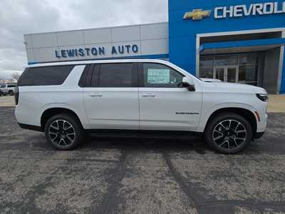 2025 Chevrolet Suburban, $79905. Photo 2