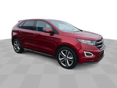 2018 Ford Edge, $18995. Photo 2