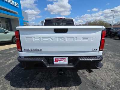 2025 Chevrolet 3500 Crew Cab, $72980. Photo 4