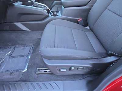 2025 Chevrolet Colorado Crew Cab, $40860. Photo 10
