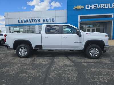 2025 Chevrolet 3500 Crew Cab, $62125. Photo 2