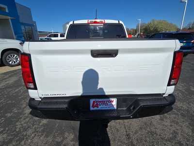 2025 Chevrolet Colorado Crew Cab, $47090. Photo 4