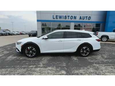 2019 Buick Regal, $19995. Photo 5