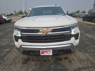 2025 Chevrolet 1500 Crew Cab, $52570. Photo 8