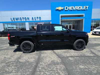 2025 Chevrolet Colorado Crew Cab, $48540. Photo 2
