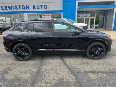 2025 Chevrolet Equinox, $44390. Photo 2