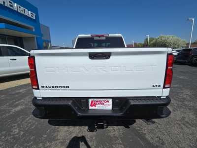2025 Chevrolet 3500 Crew Cab, $70095. Photo 4